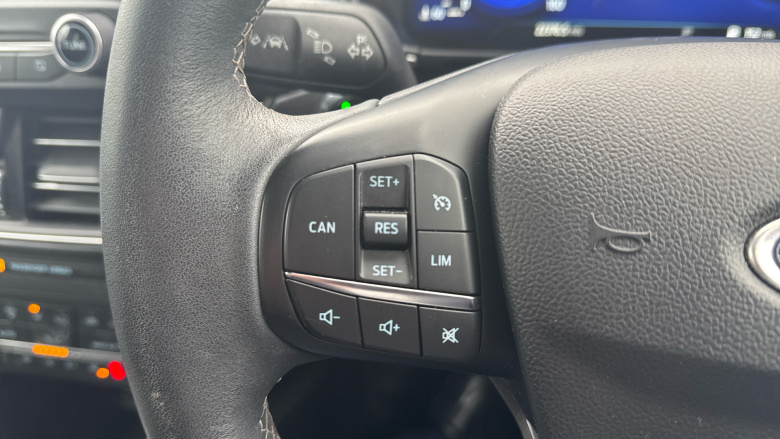 Ford Focus 1.0 EcoBoost Hybrid mHEV 125 Titanium X Ed 5dr Petrol Hatchback